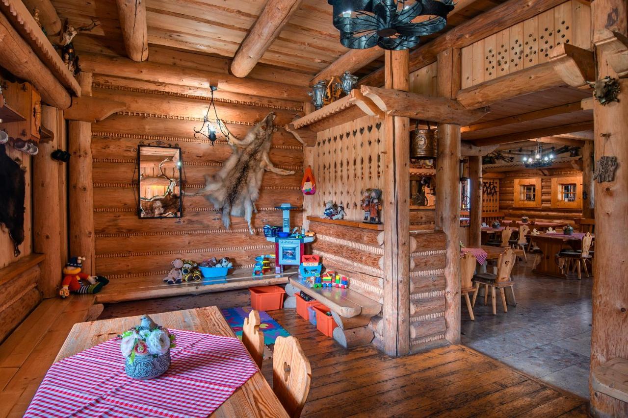 Sova Hotel&Restaurant Ždiar エクステリア 写真
