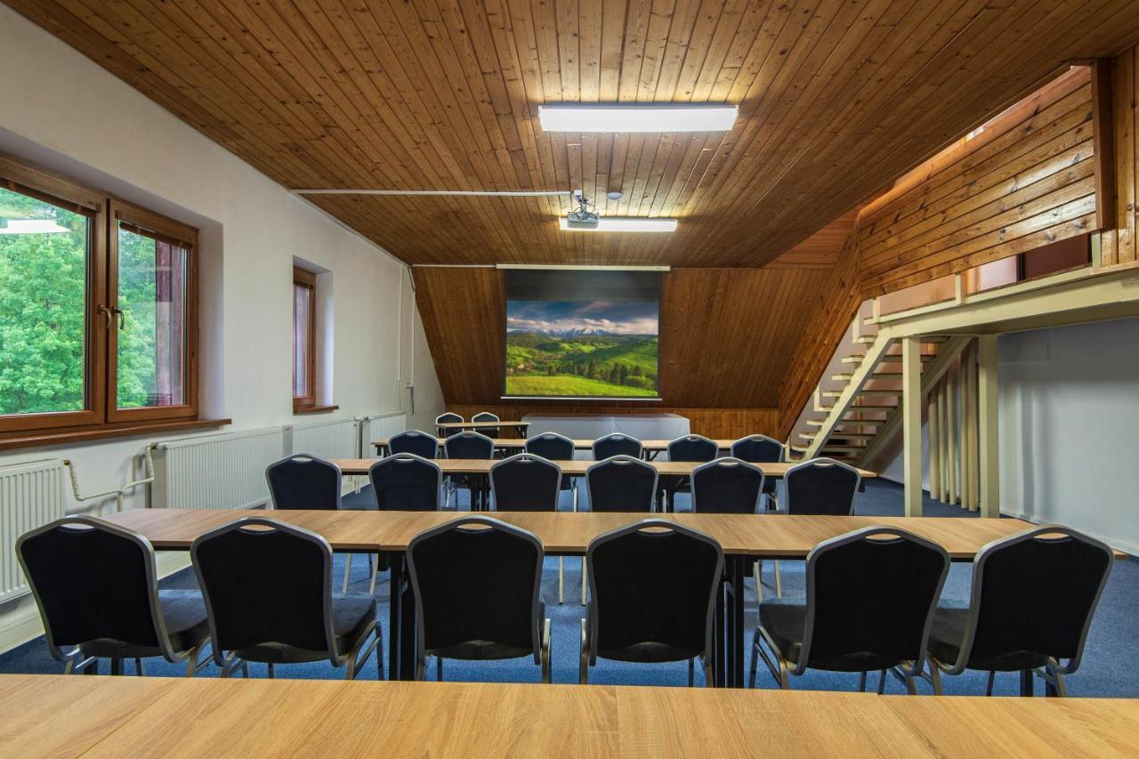 Sova Hotel&Restaurant Ždiar エクステリア 写真