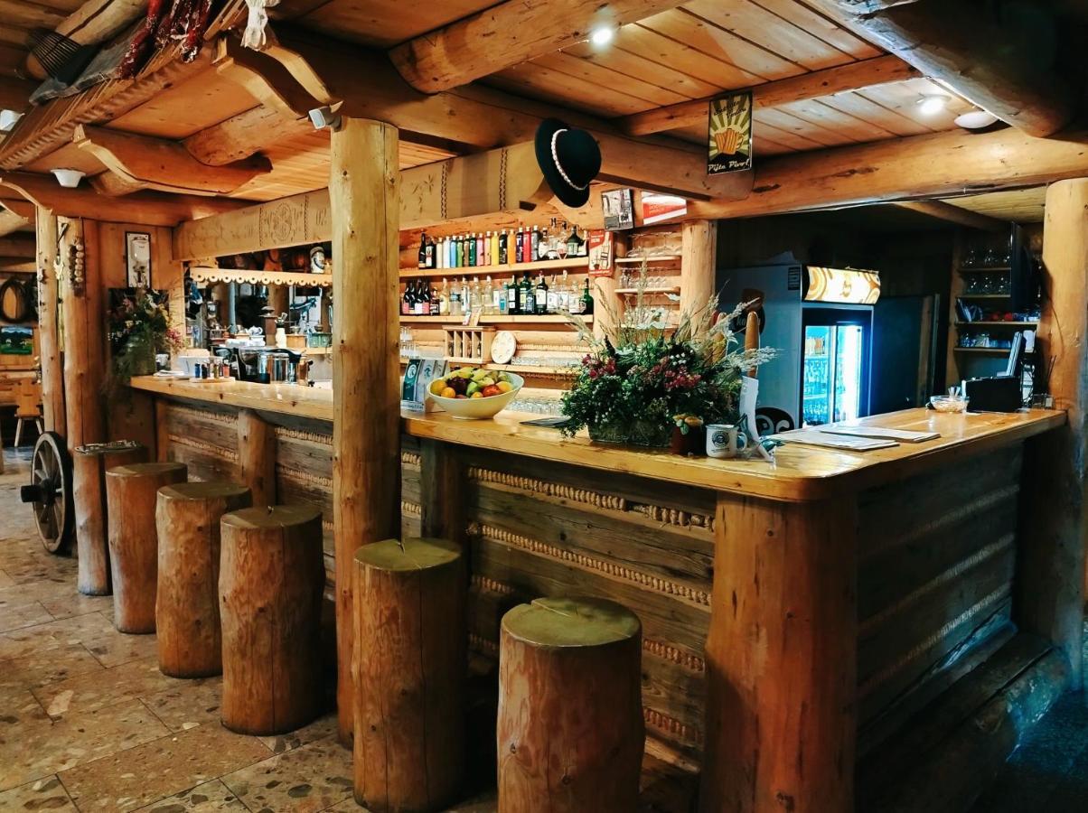 Sova Hotel&Restaurant Ždiar エクステリア 写真