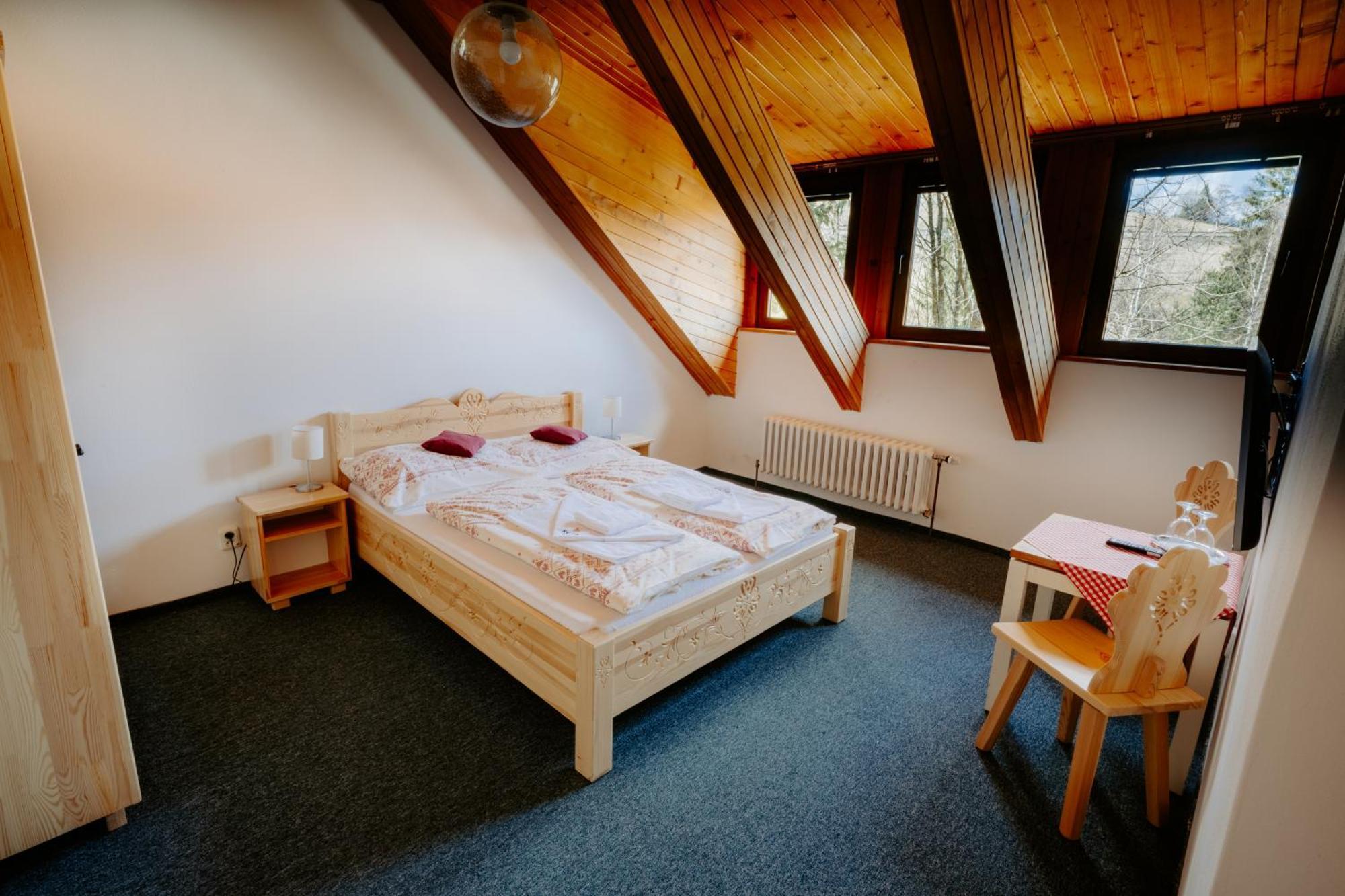 Sova Hotel&Restaurant Ždiar エクステリア 写真