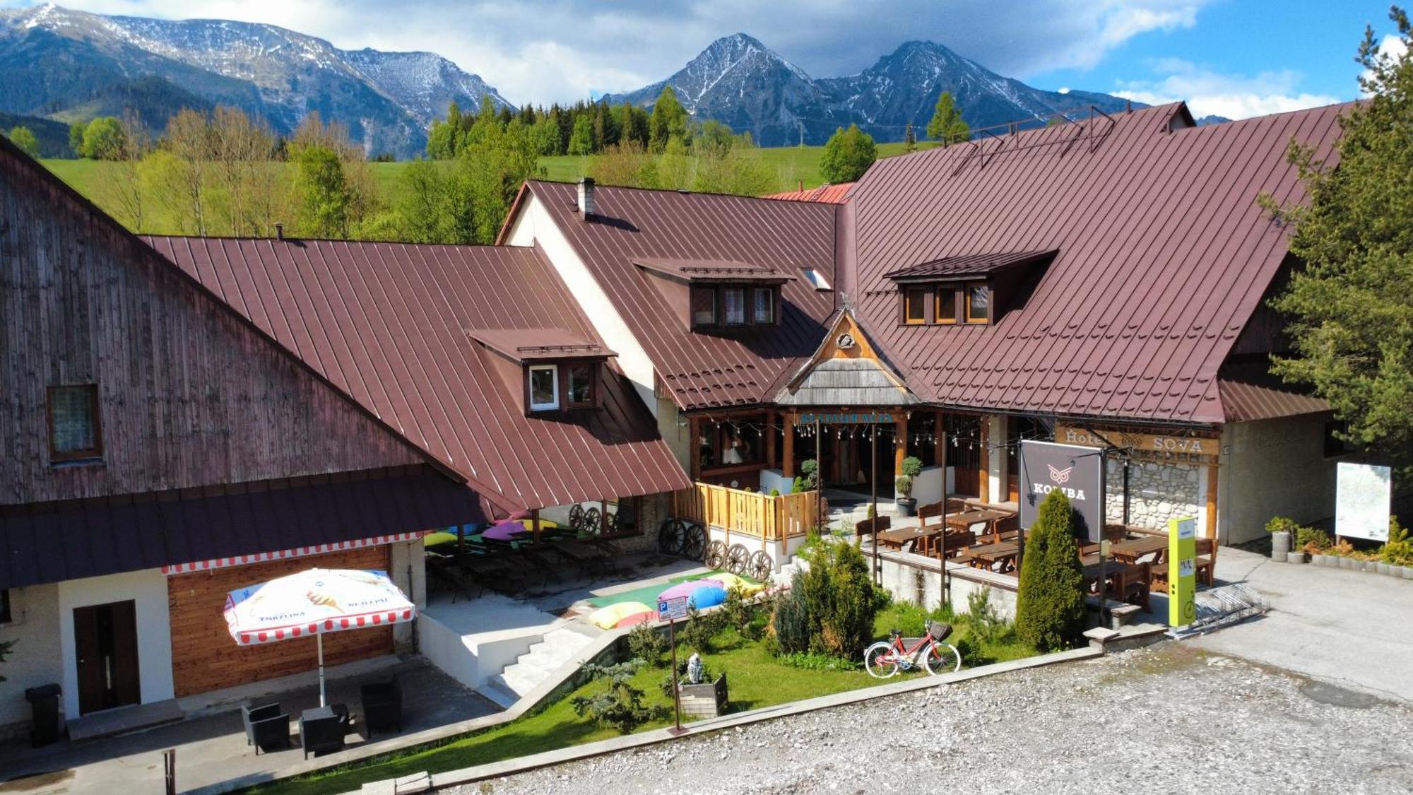 Sova Hotel&Restaurant Ždiar エクステリア 写真